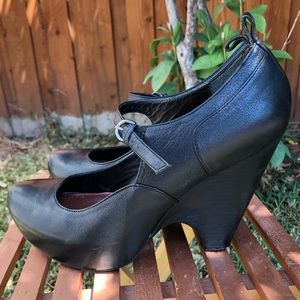 Max Studio Black Wedge Shoes (9)